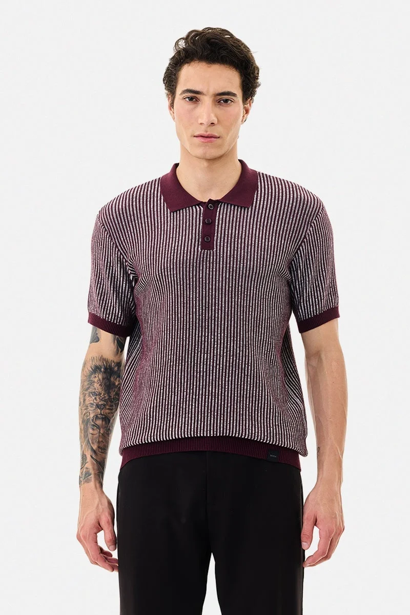 سنيتش تيشيرت بولو محبوك بنقوش